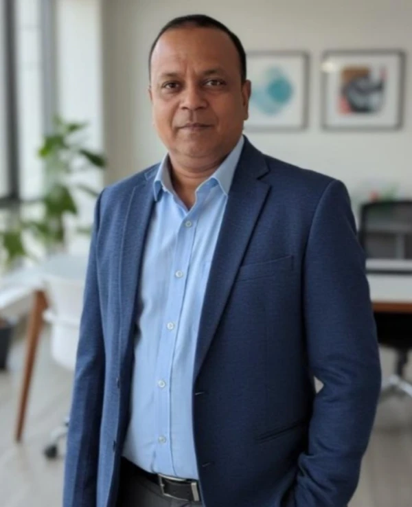 Portrait of Ashu, Technology Leader at ZEAL